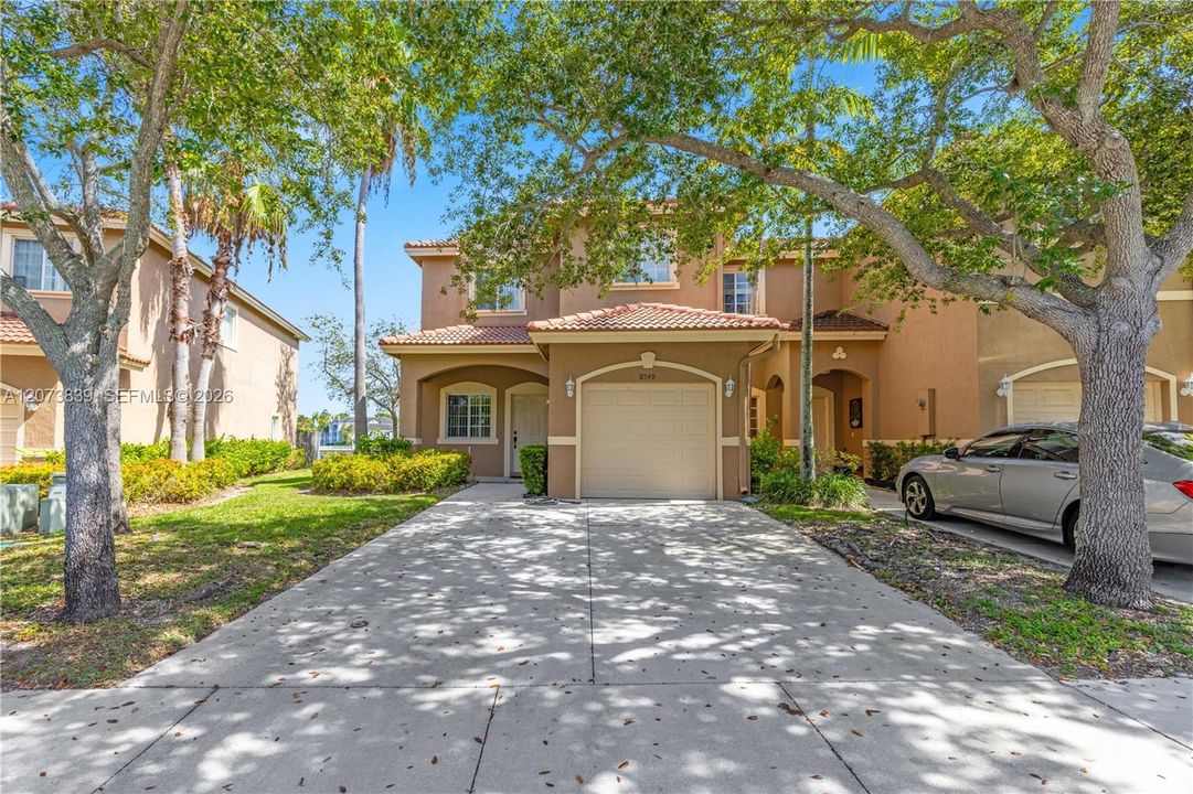 For Sale: $415,000 (3 beds, 2 baths, 1504 Square Feet)