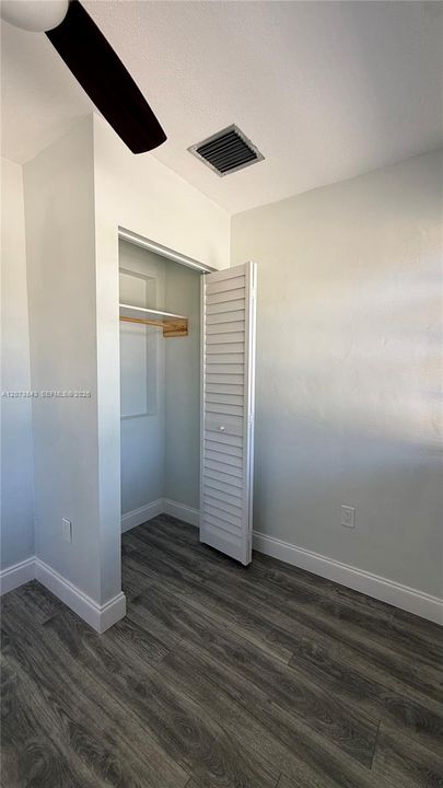 For Rent: $2,200 (2 beds, 2 baths, 990 Square Feet)
