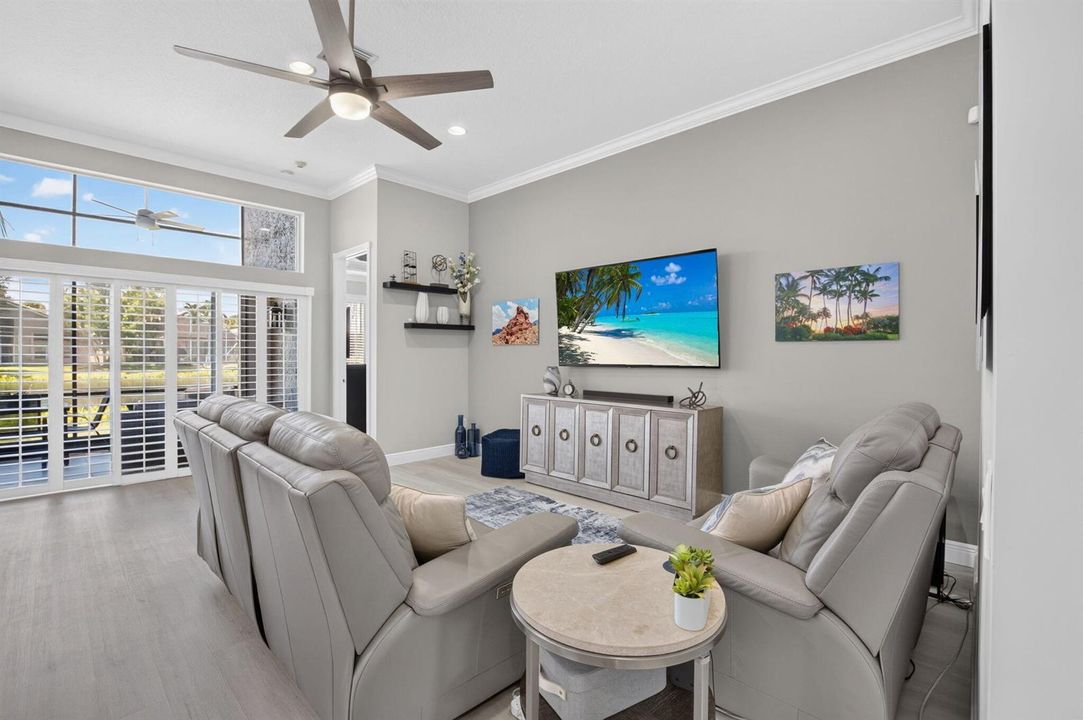 FAMILY ROOM