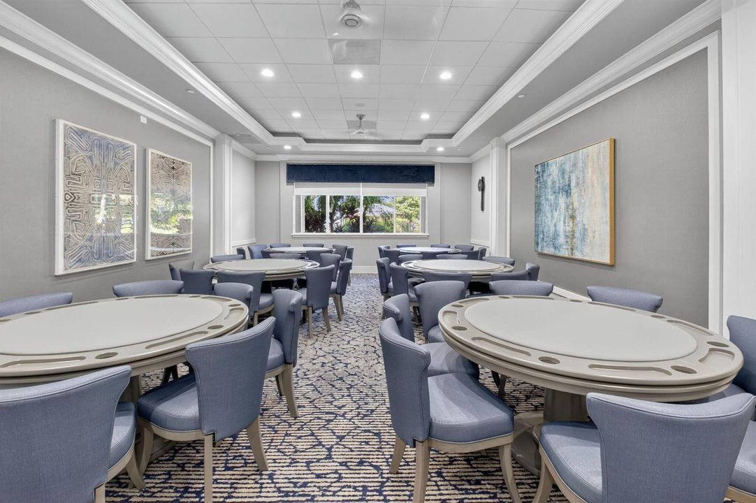 POKER ROOM