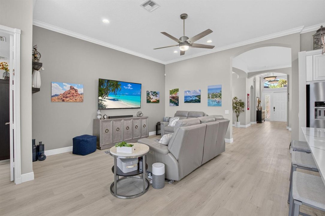 FAMILY ROOM