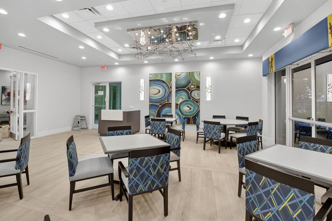 CAFE-INDOOR DINING