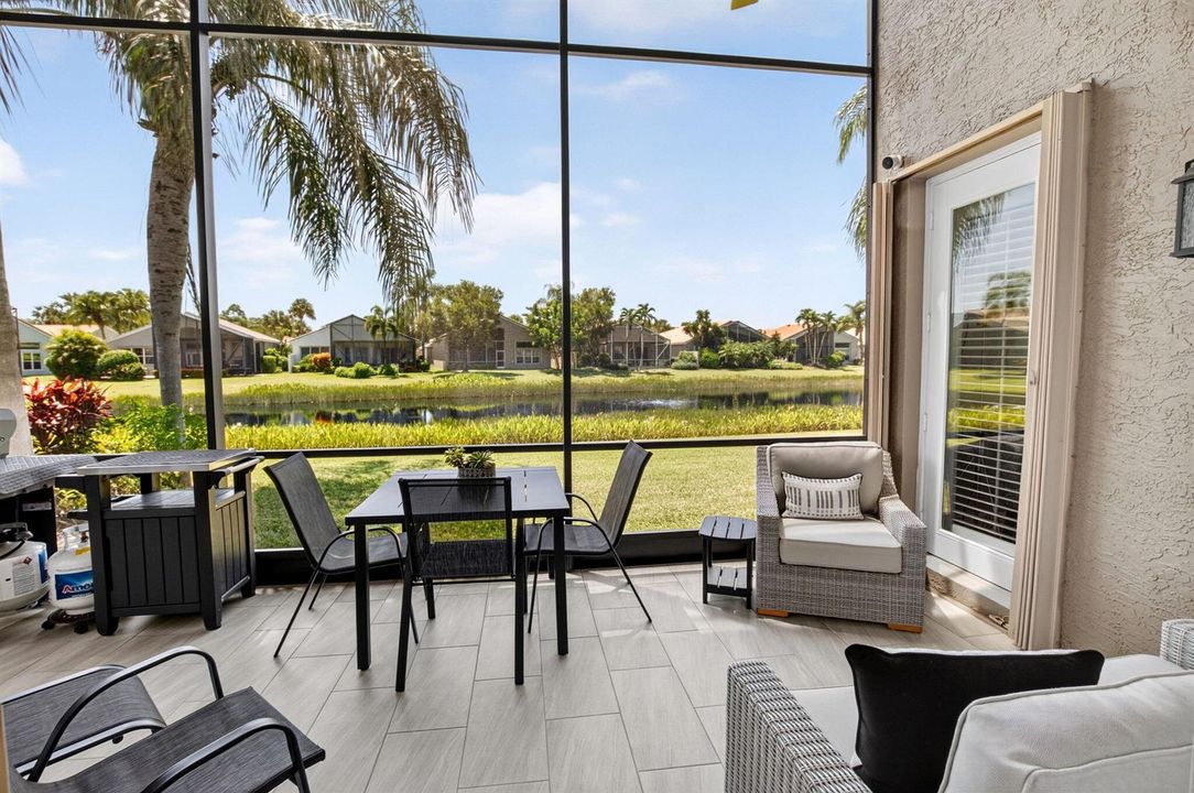 SCREENED-IN LANAI