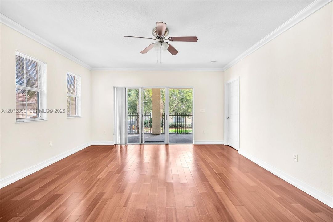 For Rent: $2,700 (2 beds, 2 baths, 1205 Square Feet)