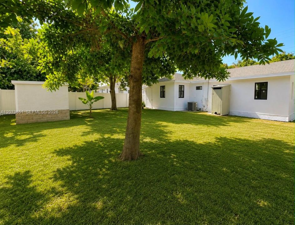 For Sale: $519,000 (3 beds, 2 baths, 1153 Square Feet)