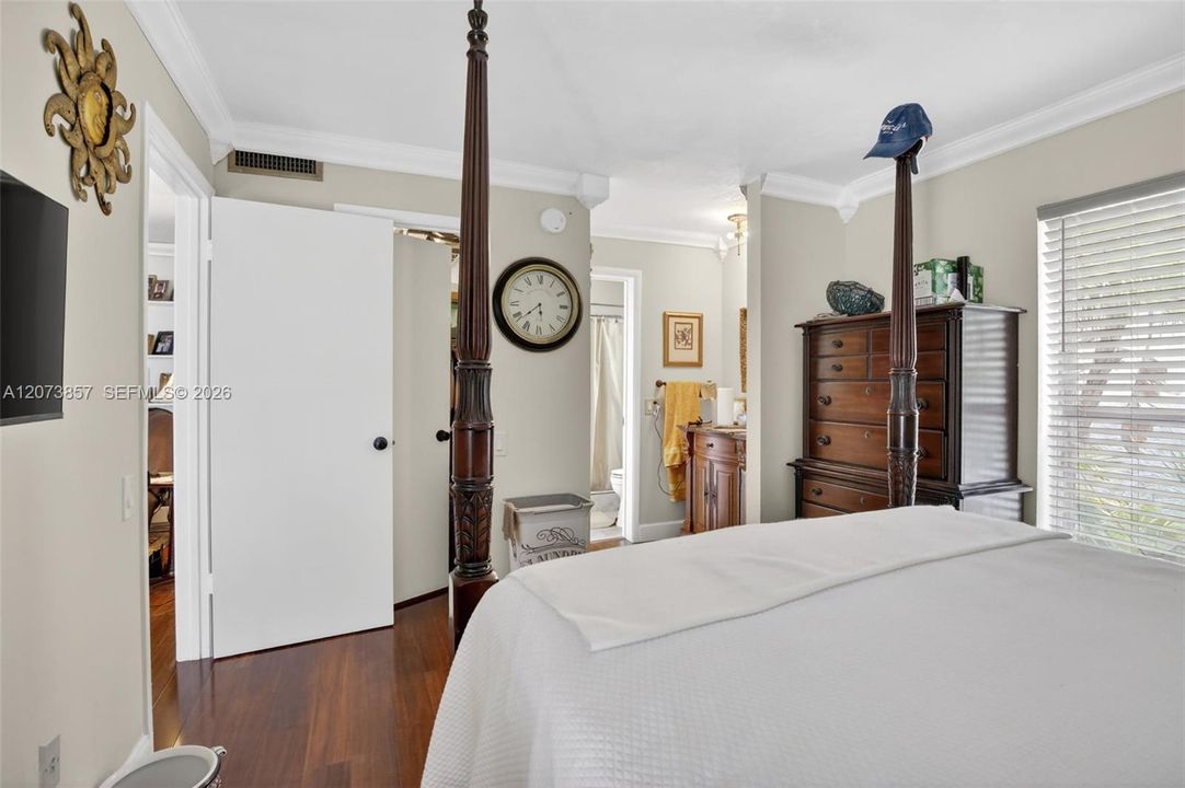 For Rent: $2,199 (3 beds, 2 baths, 1003 Square Feet)