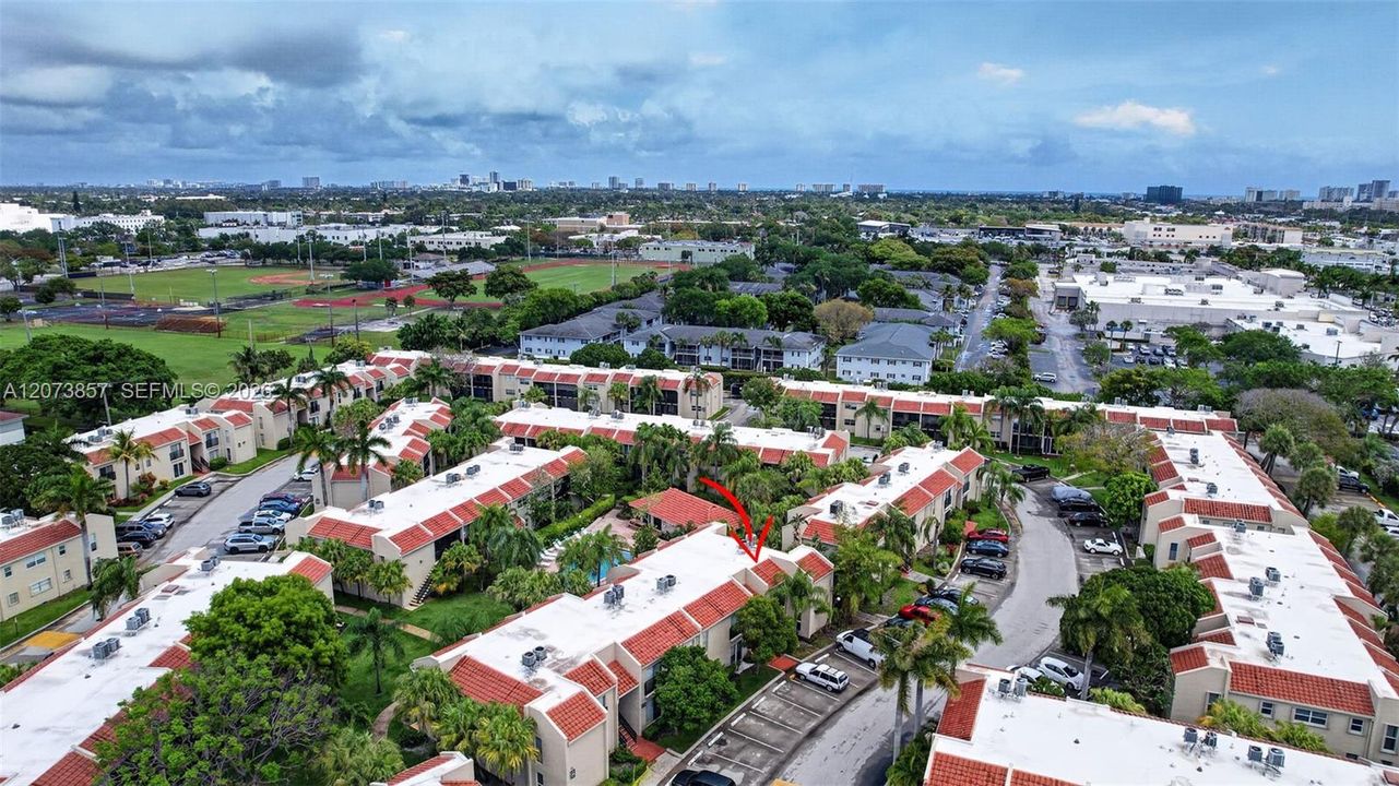 For Rent: $2,199 (3 beds, 2 baths, 1003 Square Feet)