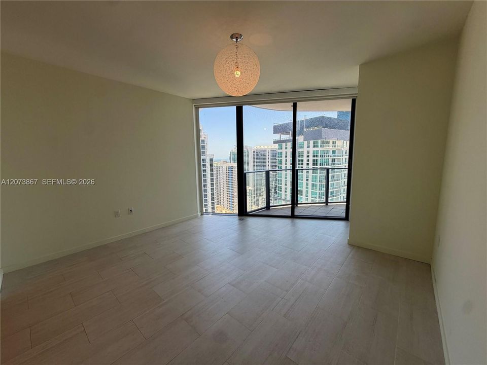 For Sale: $1,650,000 (2 beds, 2 baths, 1286 Square Feet)