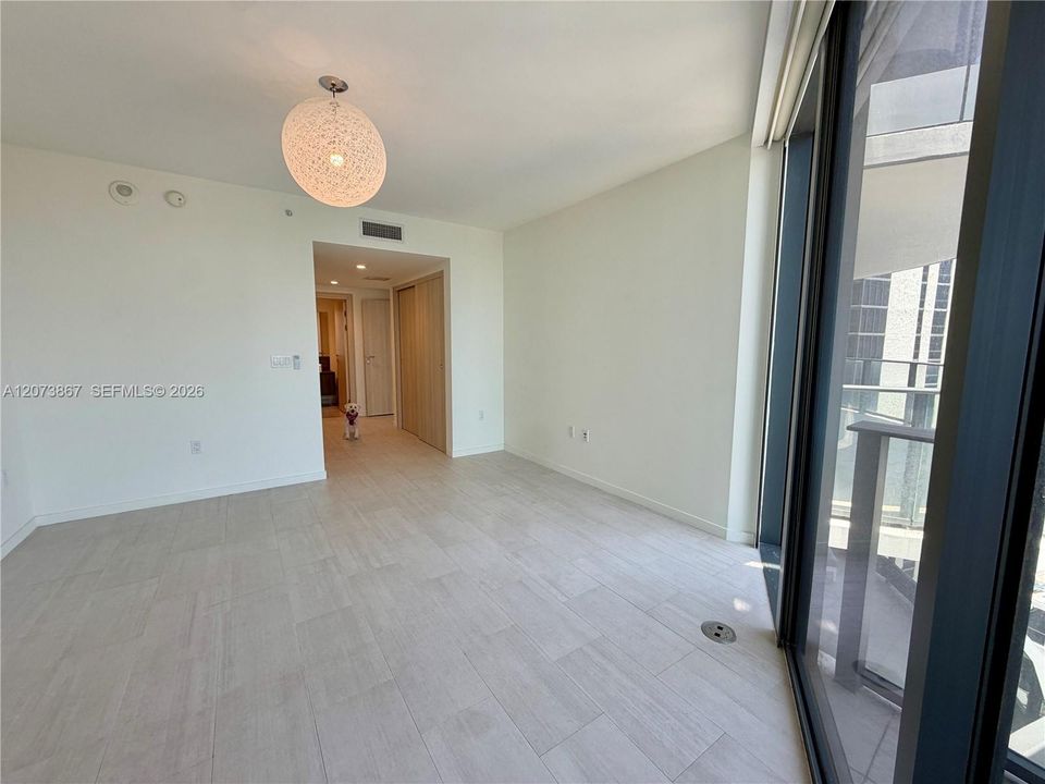 For Sale: $1,650,000 (2 beds, 2 baths, 1286 Square Feet)