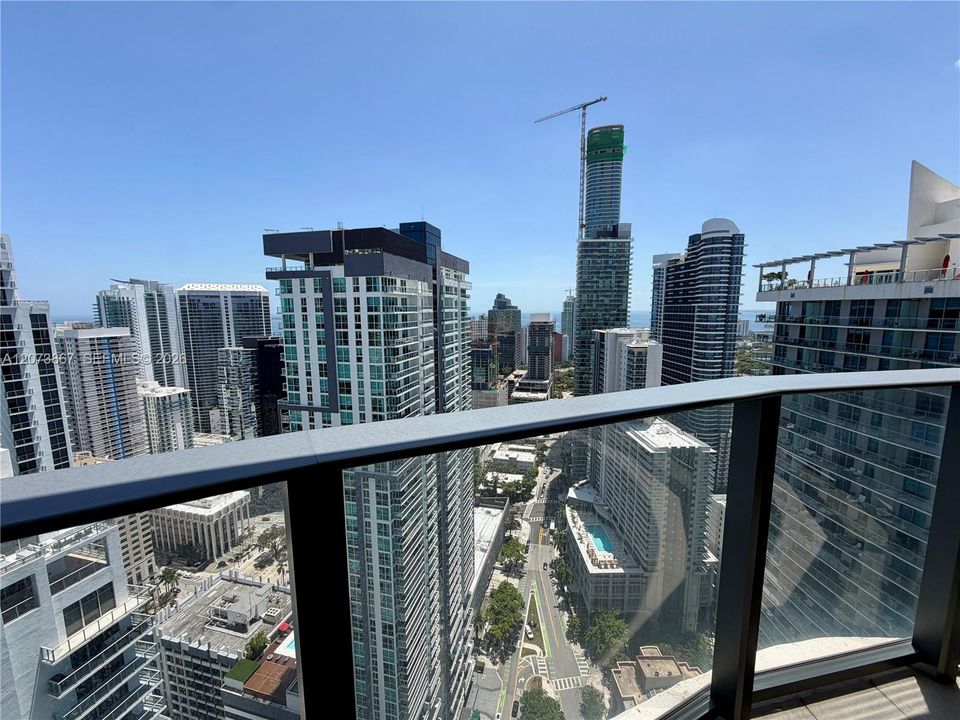 For Sale: $1,650,000 (2 beds, 2 baths, 1286 Square Feet)