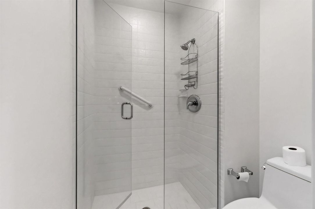 Ensuite Guest Bathroom