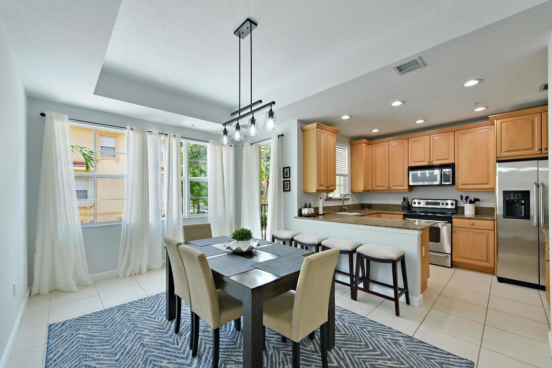 Kitchen / Dining