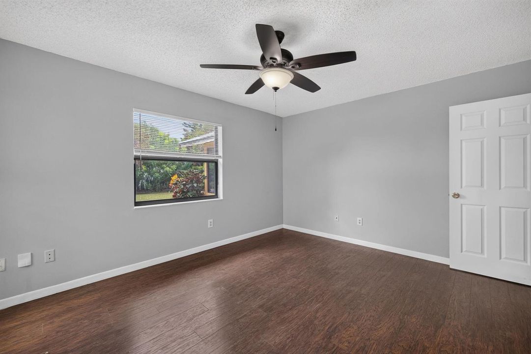 21-web-or-mls-3A5A9270
