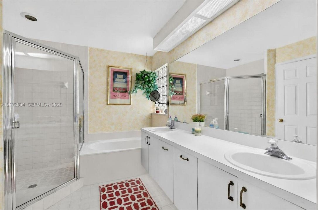 En Venta: $565,000 (3 camas, 2 baños, 1864 Pies cuadrados)