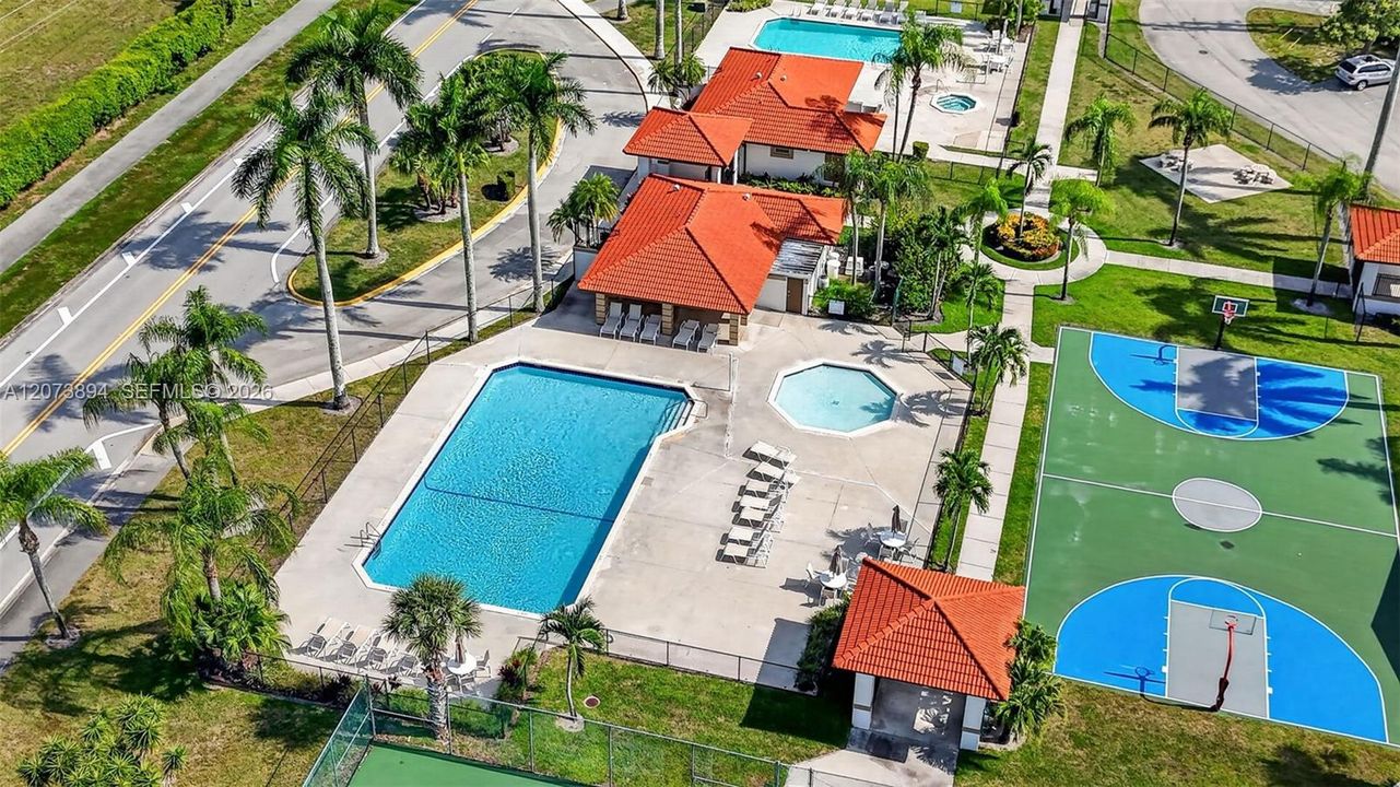 En Venta: $565,000 (3 camas, 2 baños, 1864 Pies cuadrados)