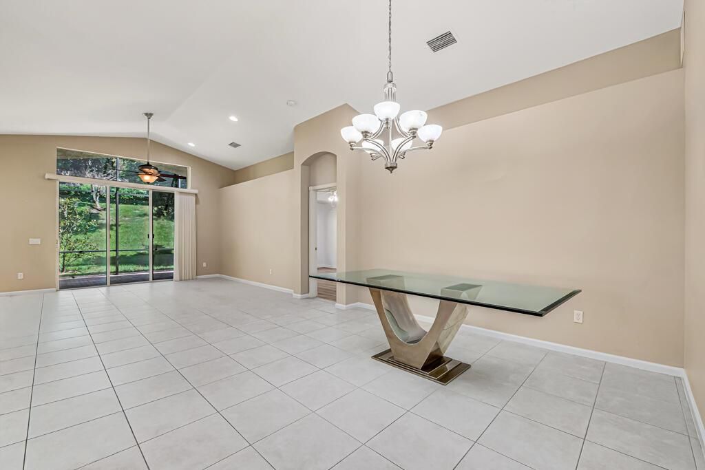 large open & airy great room