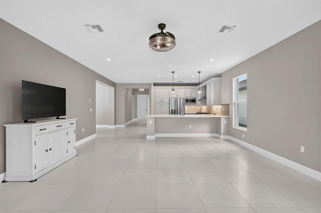 14237 SW WATERFALL Lane