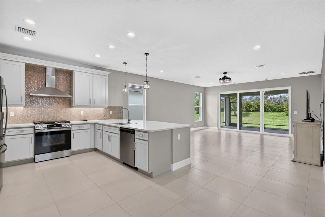14237 SW WATERFALL Lane