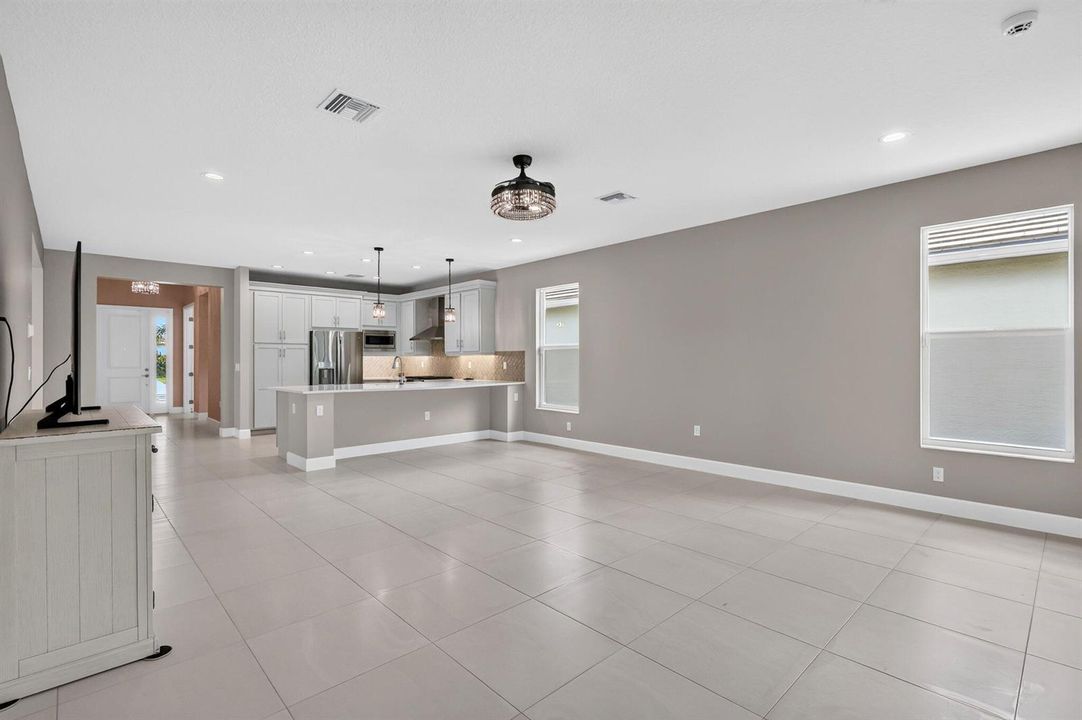 14237 SW WATERFALL Lane