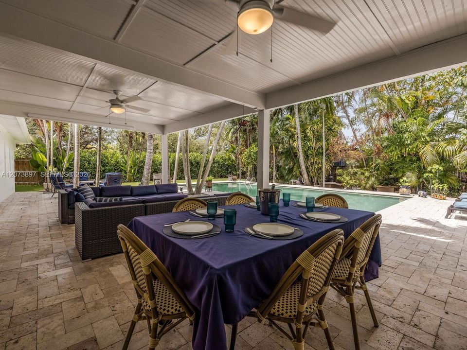 For Sale: $2,499,000 (3 beds, 3 baths, 3224 Square Feet)