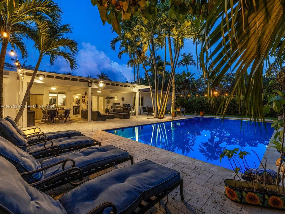 For Sale: $2,499,000 (3 beds, 3 baths, 3224 Square Feet)
