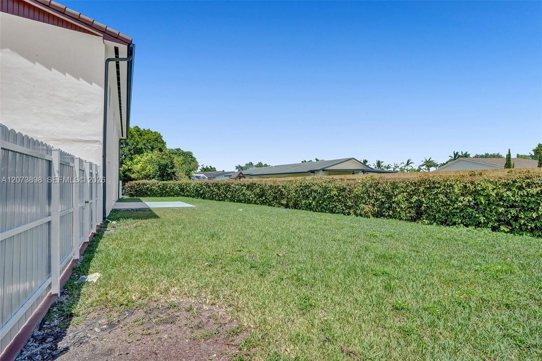 For Sale: $1,200,000 (7 beds, 4 baths, 3420 Square Feet)