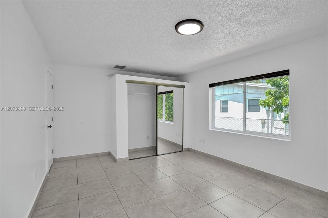 For Sale: $1,200,000 (7 beds, 4 baths, 3420 Square Feet)