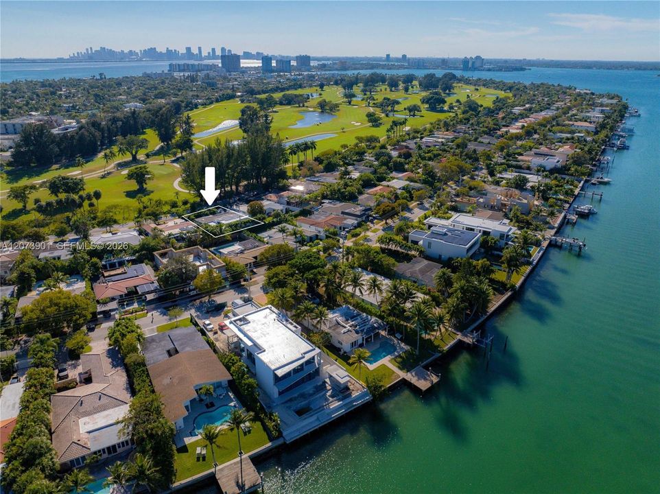 For Sale: $3,189,000 (4 beds, 4 baths, 2509 Square Feet)