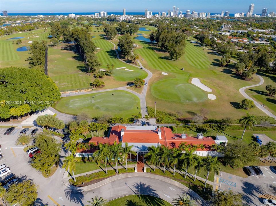 For Sale: $3,189,000 (4 beds, 4 baths, 2509 Square Feet)