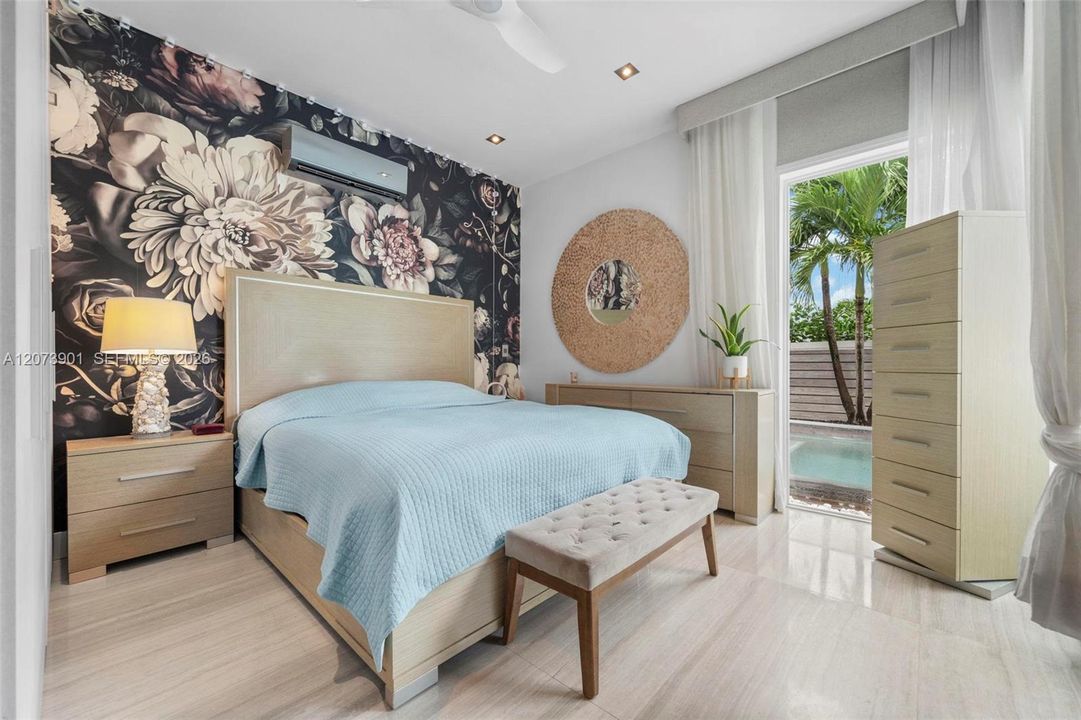 For Sale: $3,189,000 (4 beds, 4 baths, 2509 Square Feet)