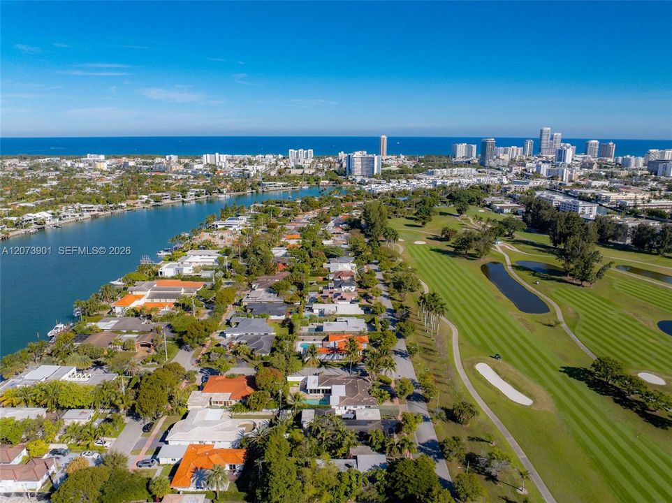 For Sale: $3,189,000 (4 beds, 4 baths, 2509 Square Feet)