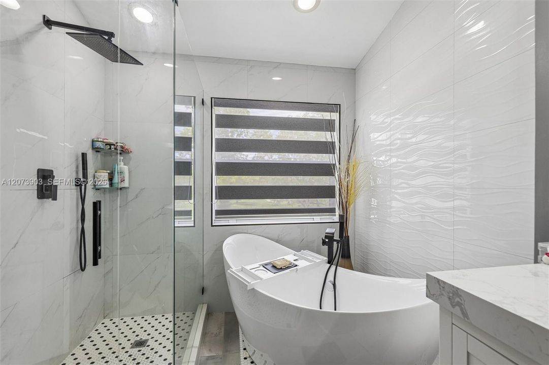 En Venta: $475,000 (3 camas, 2 baños, 1690 Pies cuadrados)