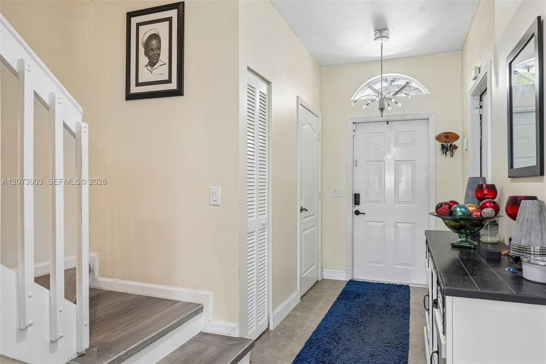 En Venta: $475,000 (3 camas, 2 baños, 1690 Pies cuadrados)