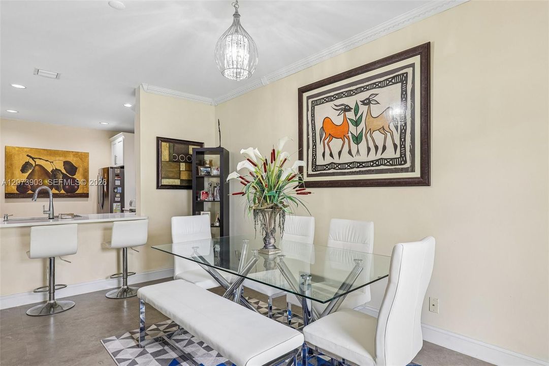 En Venta: $475,000 (3 camas, 2 baños, 1690 Pies cuadrados)