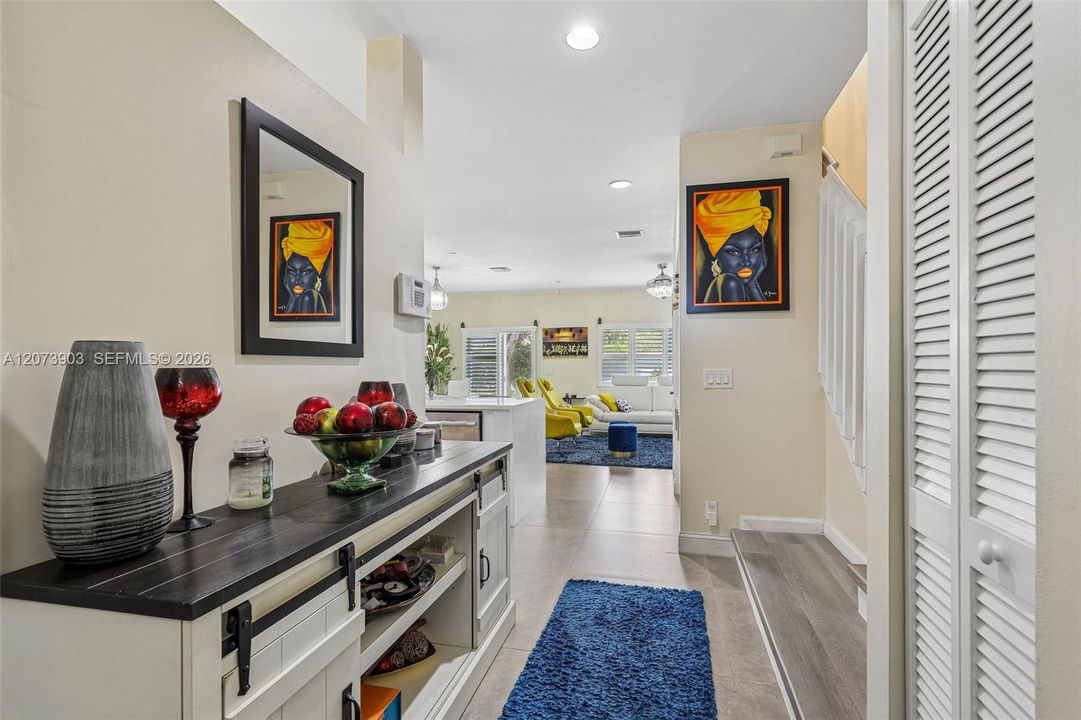 En Venta: $475,000 (3 camas, 2 baños, 1690 Pies cuadrados)