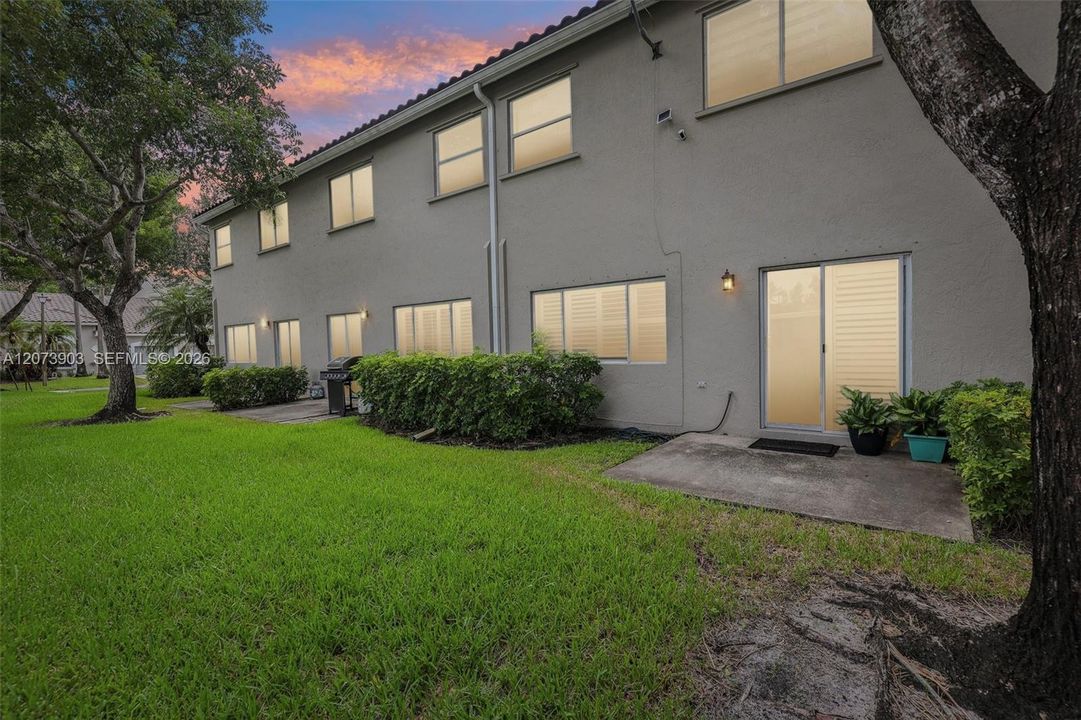 En Venta: $475,000 (3 camas, 2 baños, 1690 Pies cuadrados)