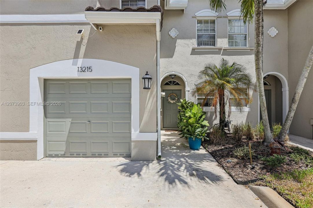 En Venta: $475,000 (3 camas, 2 baños, 1690 Pies cuadrados)