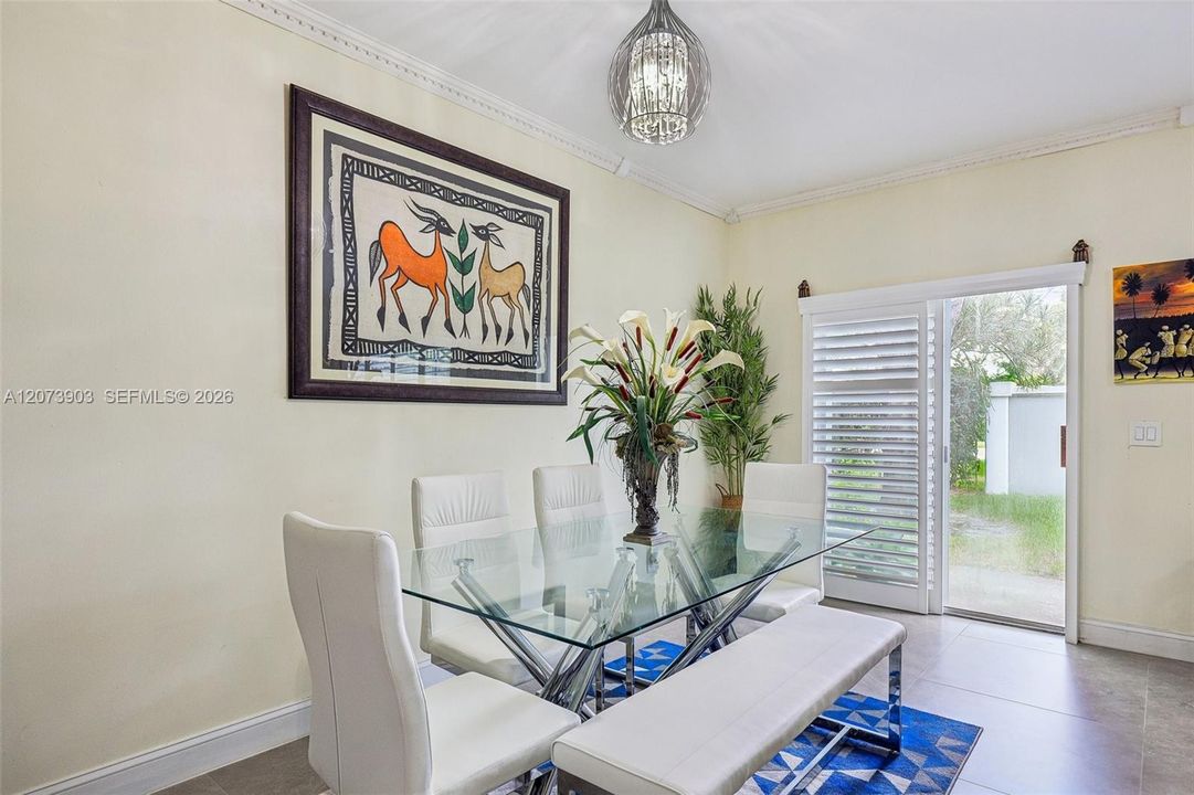 En Venta: $475,000 (3 camas, 2 baños, 1690 Pies cuadrados)