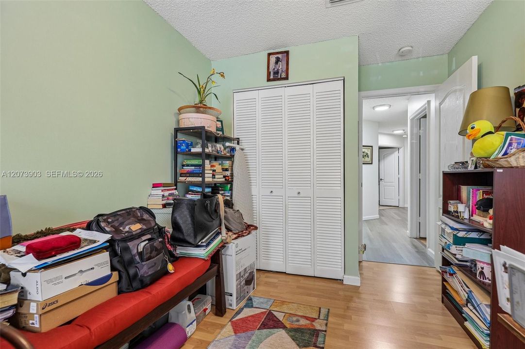 En Venta: $475,000 (3 camas, 2 baños, 1690 Pies cuadrados)