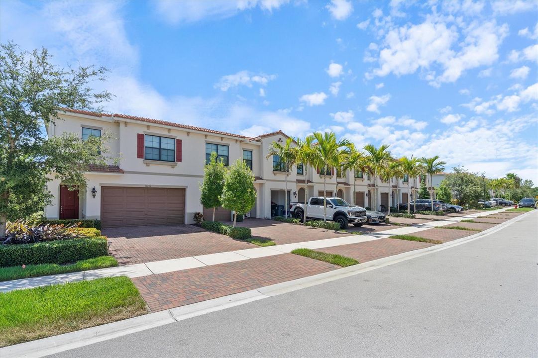 02-10076 Brickhill Drive Boca Raton, FL-