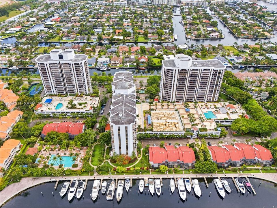 For Rent: $3,500 (2 beds, 2 baths, 1068 Square Feet)