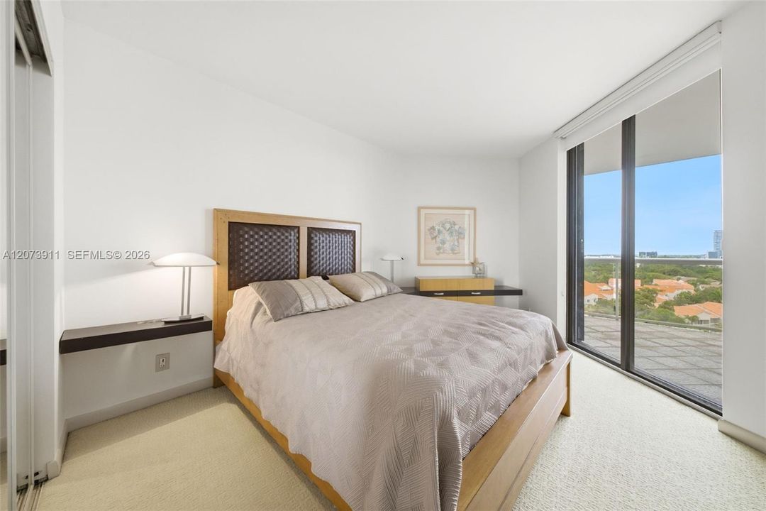 For Rent: $3,500 (2 beds, 2 baths, 1068 Square Feet)