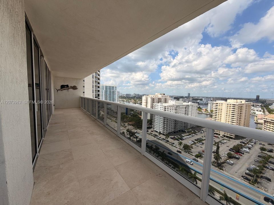 For Rent: $7,500 (2 beds, 2 baths, 1458 Square Feet)