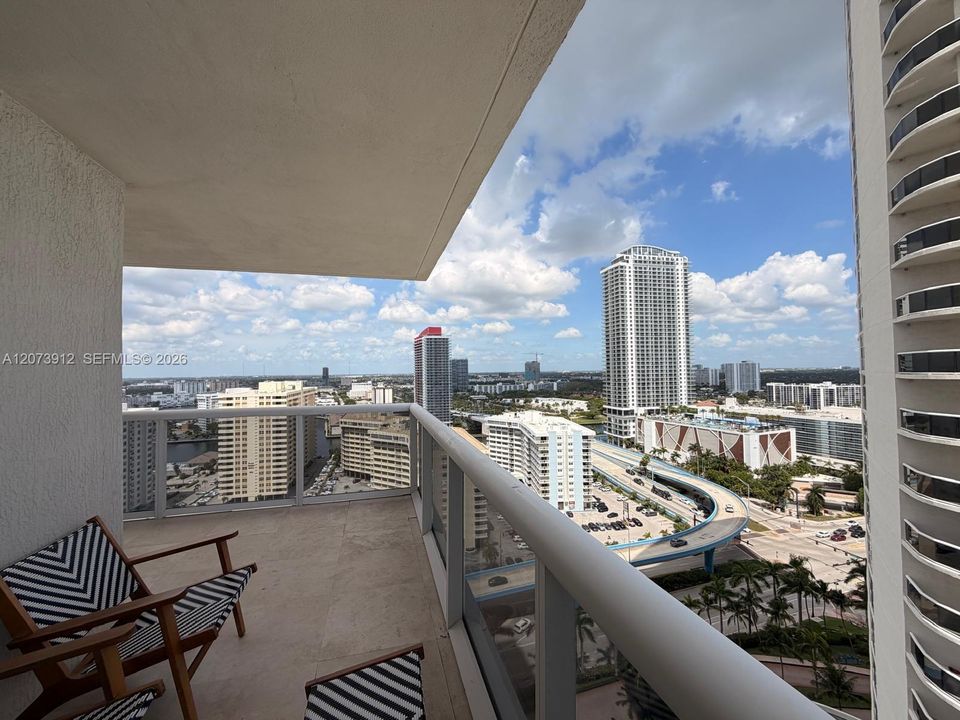 For Rent: $7,500 (2 beds, 2 baths, 1458 Square Feet)