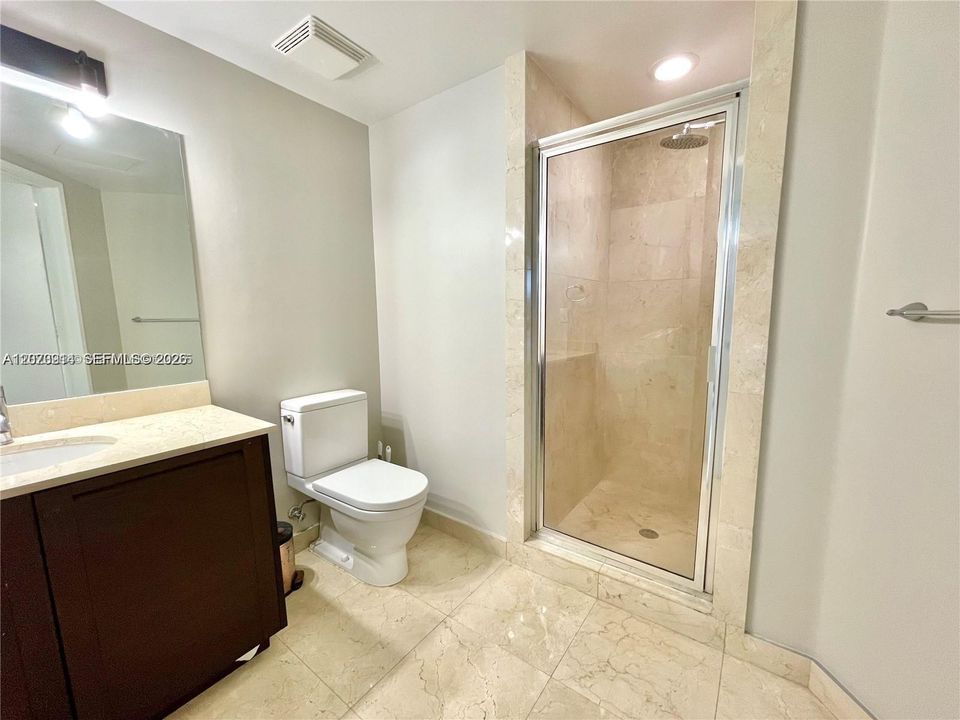 For Rent: $6,800 (4 beds, 3 baths, 1729 Square Feet)