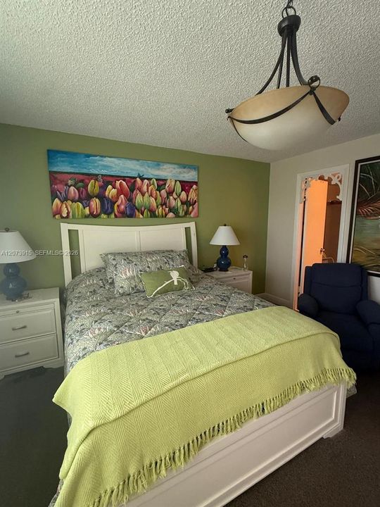 For Sale: $135,000 (2 beds, 2 baths, 850 Square Feet)