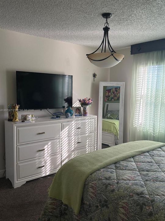 For Sale: $135,000 (2 beds, 2 baths, 850 Square Feet)