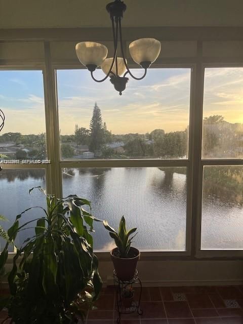 For Sale: $135,000 (2 beds, 2 baths, 850 Square Feet)