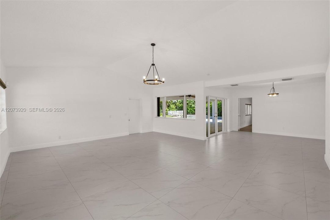 For Sale: $1,179,000 (3 beds, 2 baths, 2324 Square Feet)