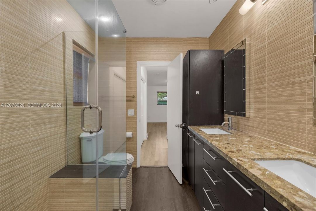 For Sale: $1,179,000 (3 beds, 2 baths, 2324 Square Feet)